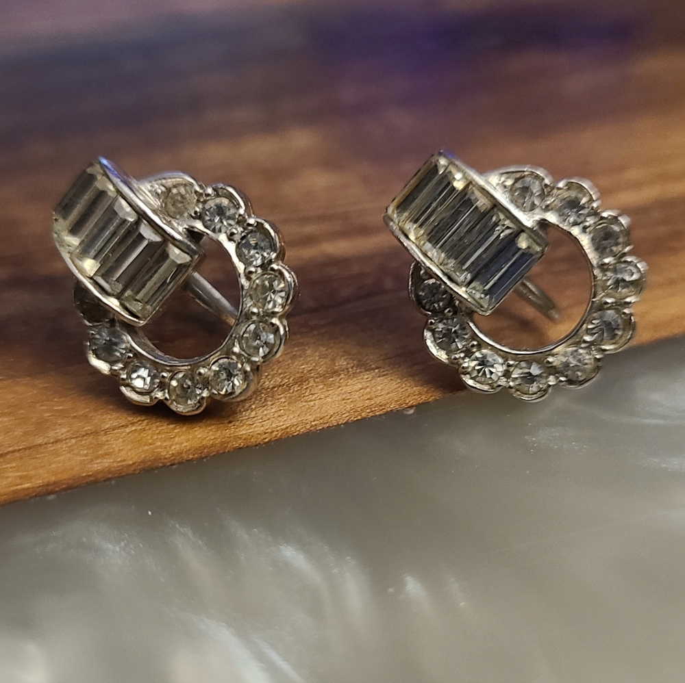 VTG signed Bond Boyd earrings